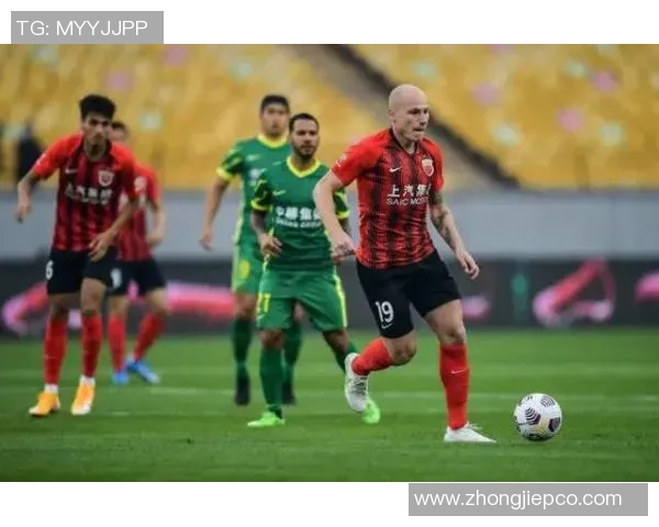 深圳篮球队强势领跑欧锦赛积分榜以93分稳居第一位置 深圳篮球队强势领跑欧锦赛积分榜以93分稳居第一位置