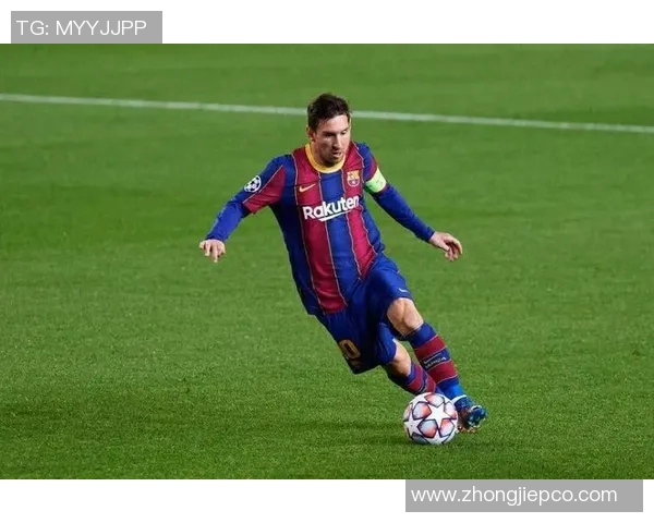 帅气出场足球明星视频展现运动魅力与风采的精彩瞬间