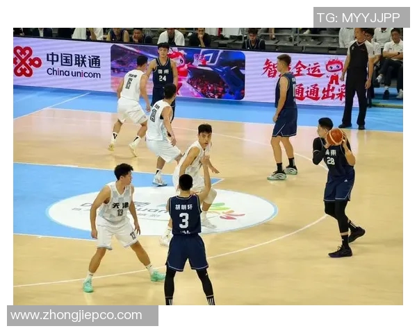 深圳篮球队荣登篮球战术排行榜第九名展现强大实力与潜力 深圳篮球队荣登篮球战术排行榜第九名展现强大实力与潜力